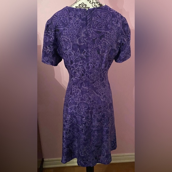 ✨VINTAGE Boutique Quality ✨ Silk Dress! - Picture 2 of 2